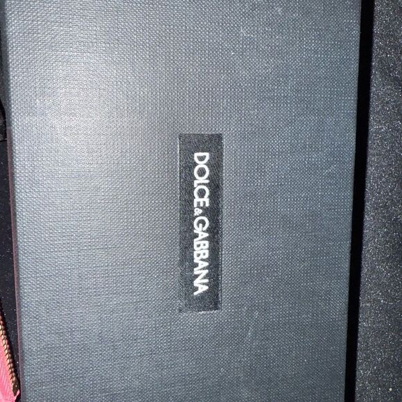Brand new with box Dolce & Gabbana Pink clutch/ Wallet - Picture 7 of 10